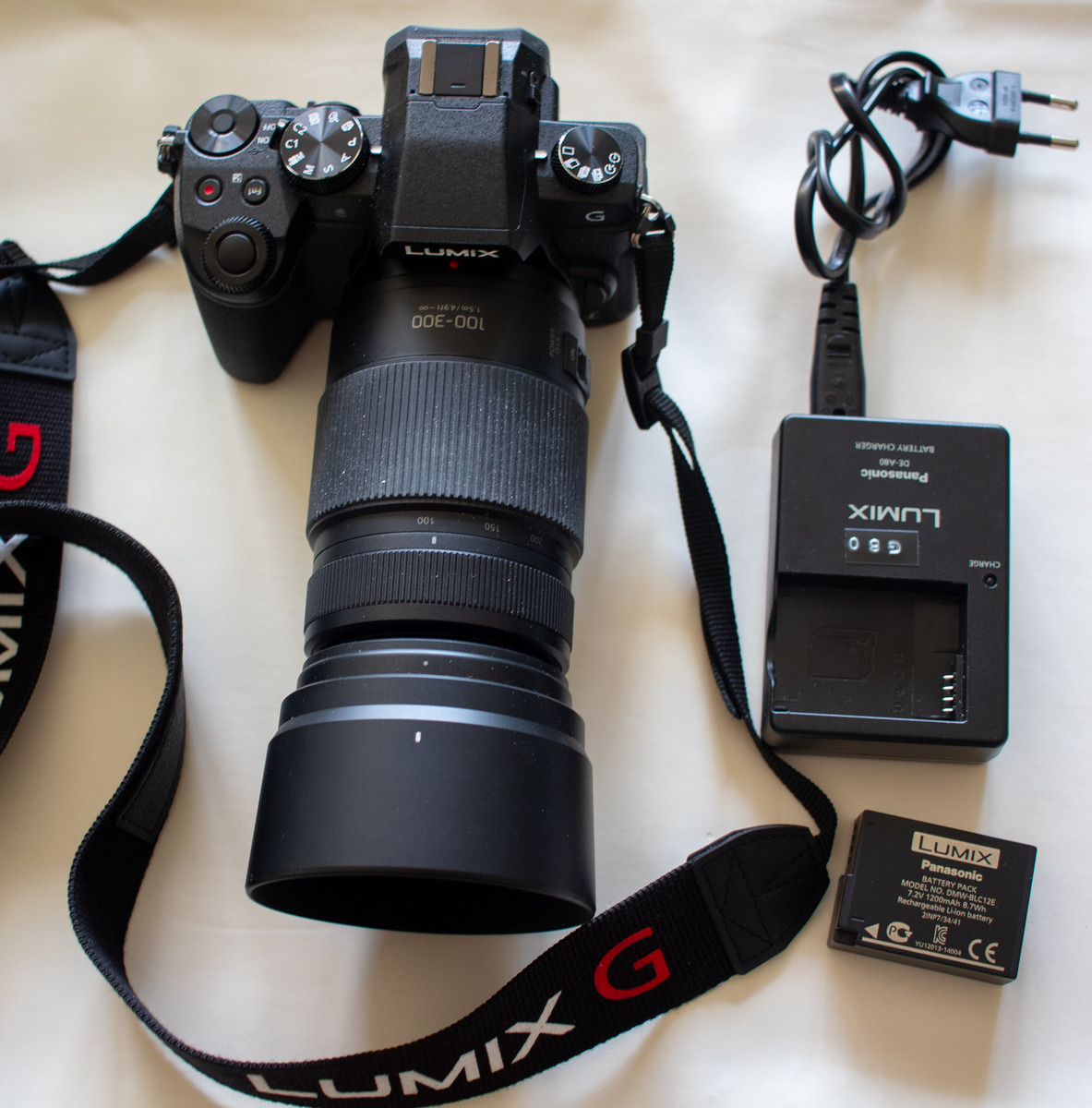 Annonsmarknad Saljes Panasonic Lumix Dmc G80 Och Panasonic Lumix G Vario 100 300mm F 4 0 5 6 Ii O I S Ev Byte Fotosidan