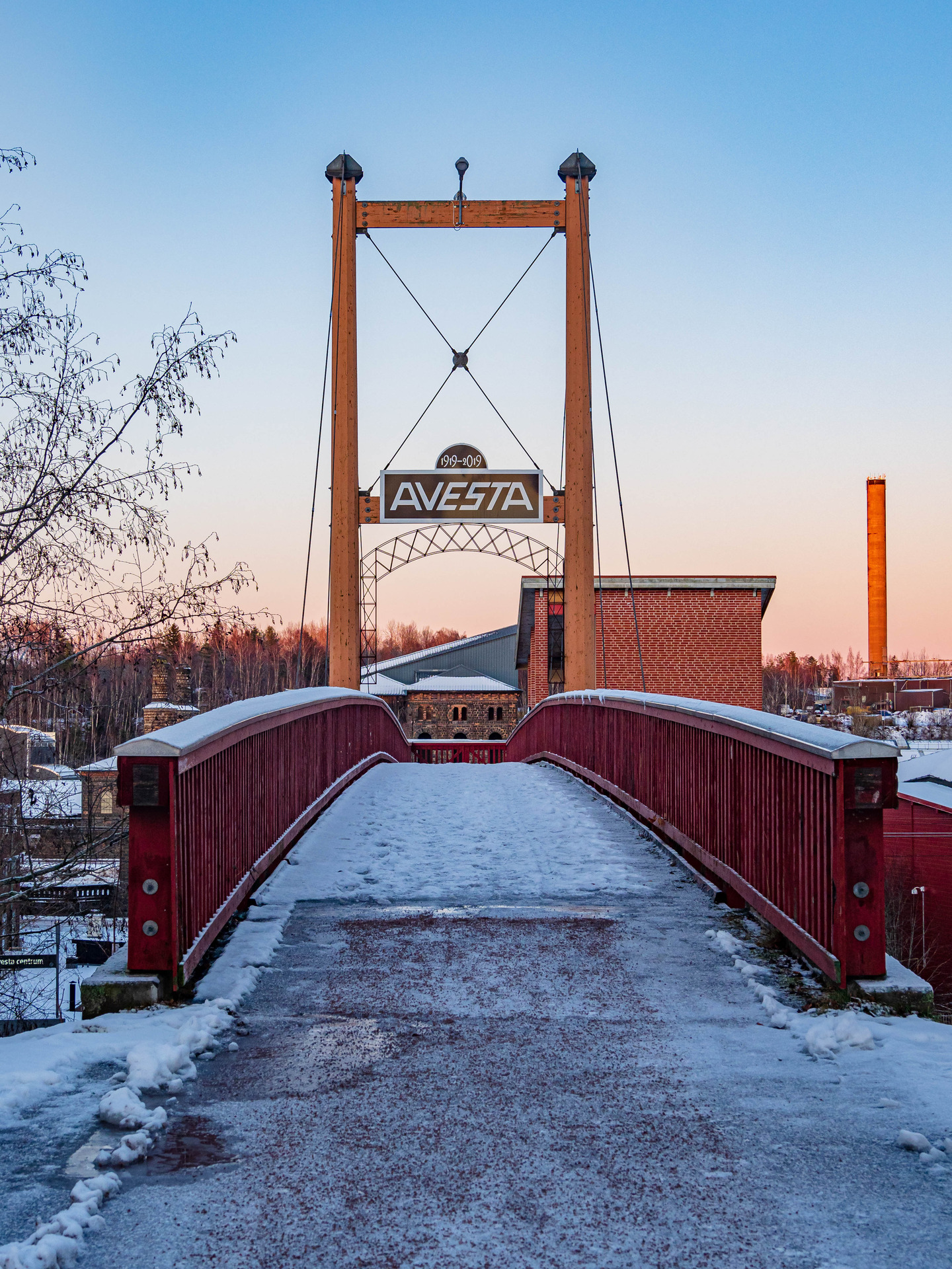 Eftermiddagsljuset tredjedag jul i Avesta! Fotosidan