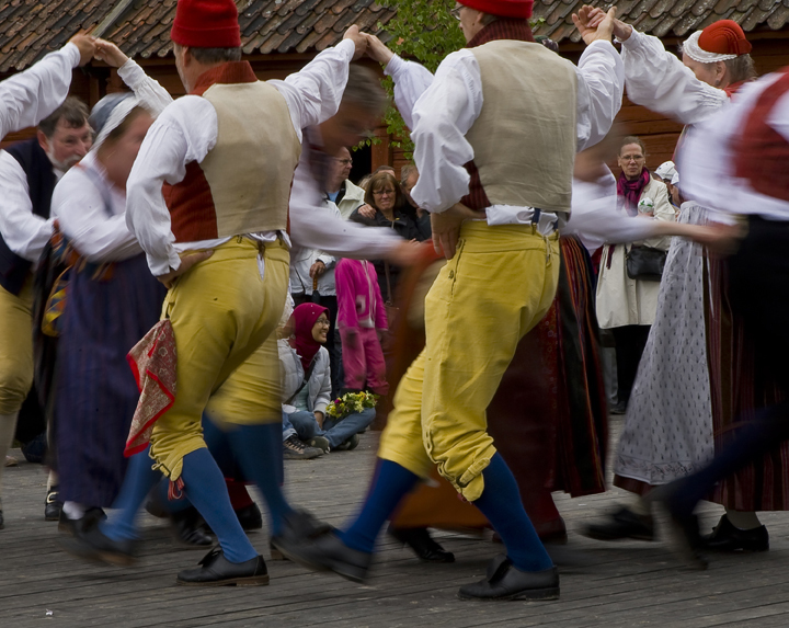 Midsommar dans i Uppsala Fotosidan