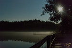 En sen sommar natt vid sjön