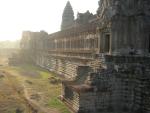 Angkor Wat i gryningen (Kambodja)