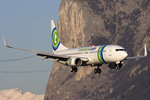 Transavia 737 på kort final Innsbruck.