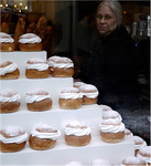 S&aring; var det dags!Hembakade semlor.