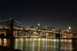 Brooklyn Bridge med Manhattan i bakgrunden