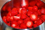 Förutom solen så är jordgubbar en av sommarens viktigaste ingredienser!!