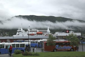 TRANSPORT BUSS BÅT.jpg