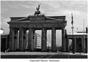 54344-Brandenburger-Tor-100k.jpg