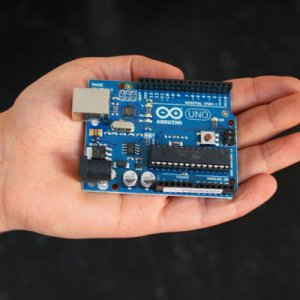 arduino_uno_400.jpg