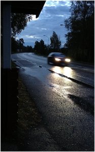 2012-09-27_vänta_bussen_läby_IMG_2100.jpg