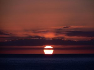Solen_på_väg_upp_ur_havet_12_1_2017.jpg