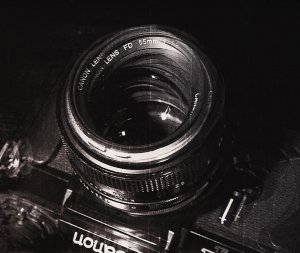 Canon lens 2.jpg