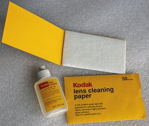 Kodak linsvätska och papper.jpg