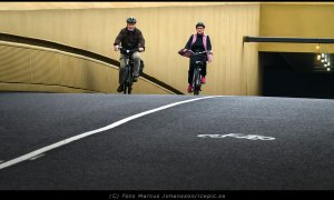 7858-Cyklister-Guldbron.jpg