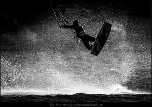 0337-Kitesurf-hopp-motljusstank-Ny.jpg