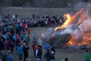 SNOL6711_valborgsmässoafton i Stenhagen-Berthåga_800fs.jpg