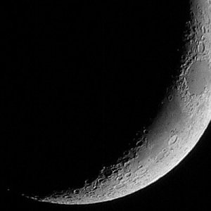 newmoon_400.jpg