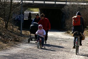 vårpromenad.jpg