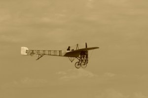 bleriot_x1_sepia_9587.jpg