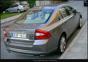 6889-volvo-v8-40k.jpg