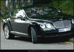 6606-bentley-front-svart-40.jpg