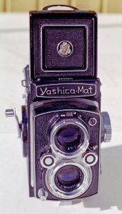 yashica-mat.jpg