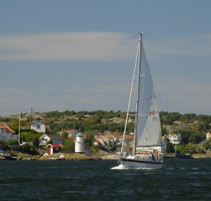 båt-vid-hälsö.jpg