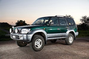 land_cruiser_blixt_small.jpg