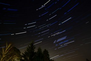 startrails 1 timme.jpg